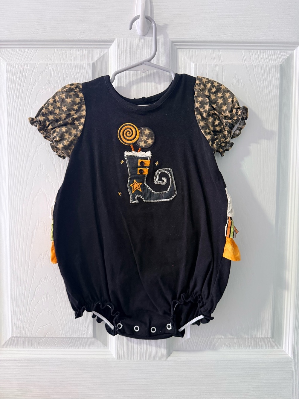 Ricrac & Ruffles Black Halloween Bubble with Witches Boot